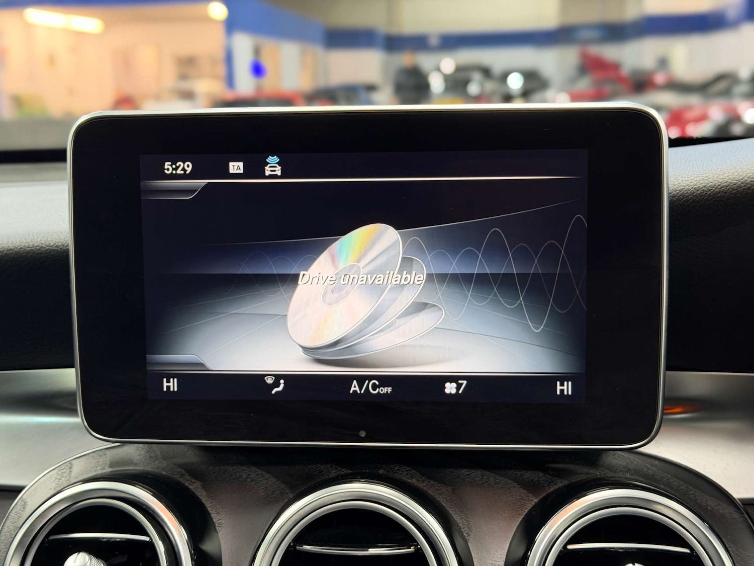 Used Mercedes-Benz GLC 2018 for sale - 76571351: Photo 50