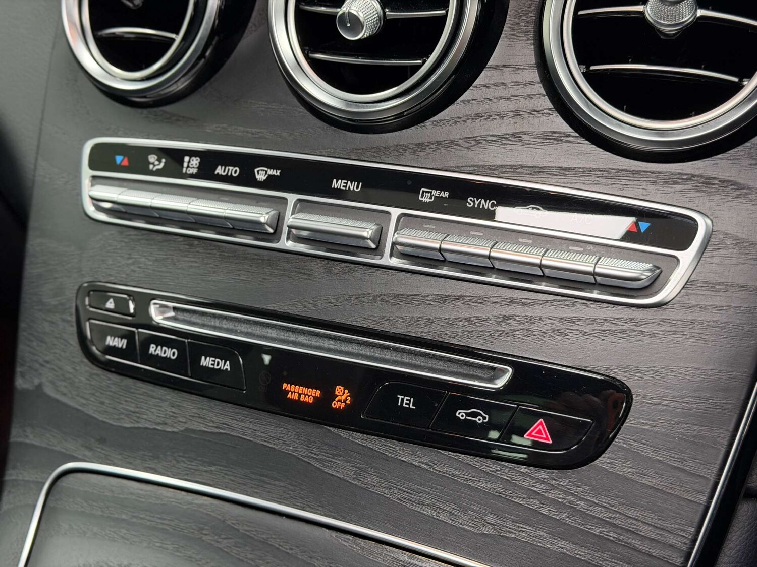 Used Mercedes-Benz GLC 2018 for sale - 76571351: Photo 52