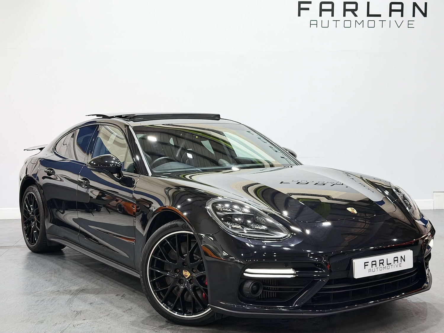 Used Porsche Panamera 2019 for sale - 76941044: Photo 1