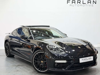 2019 - 4.0T V8 Turbo Saloon 5dr Petrol PDK 4WD Euro 6 (s/s) (550 ps)