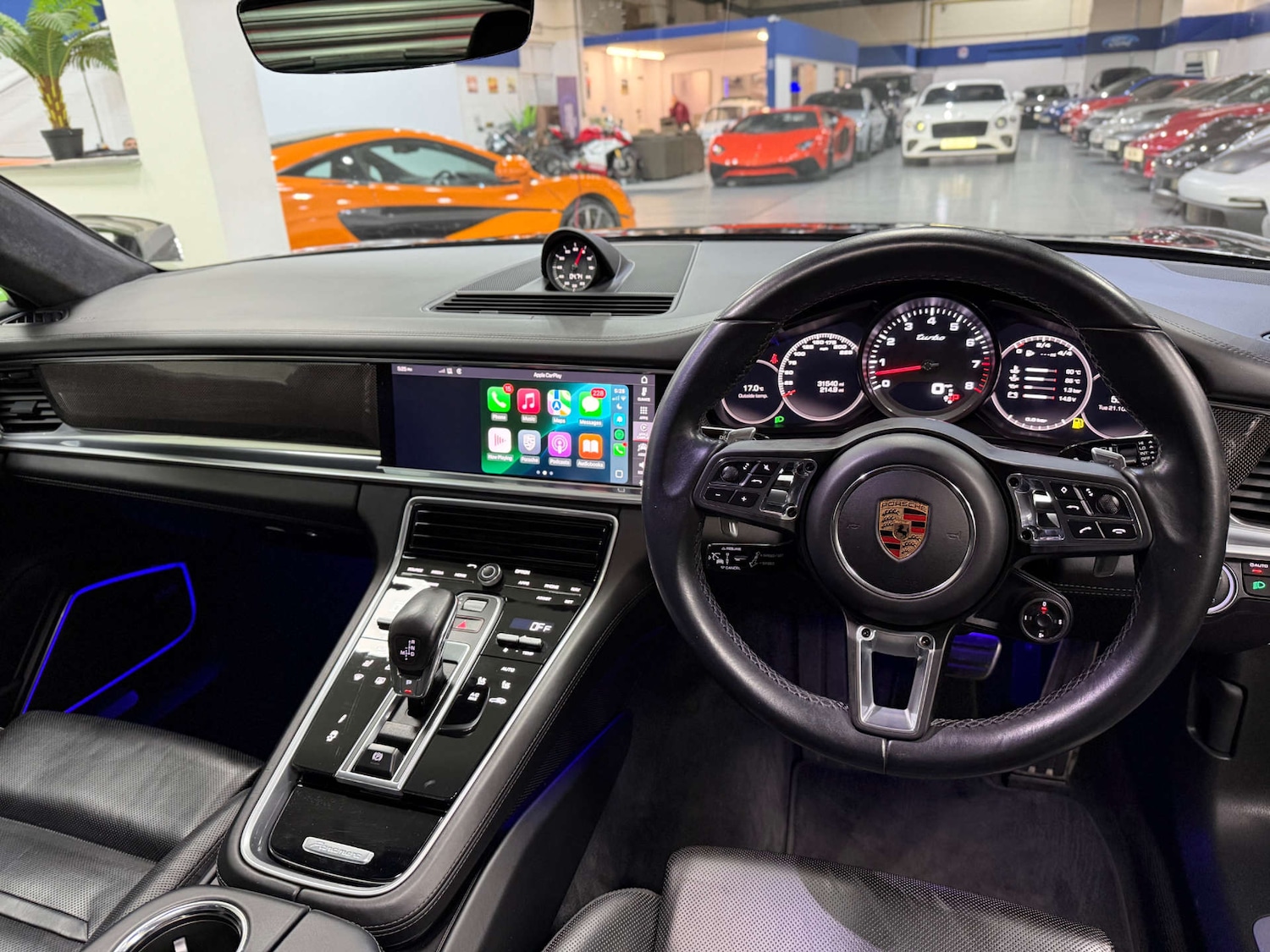 Used Porsche Panamera 2019 for sale - 76941044: Photo 2