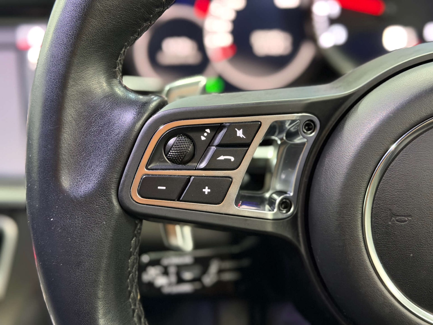 Used Porsche Panamera 2019 for sale - 76941044: Photo 31