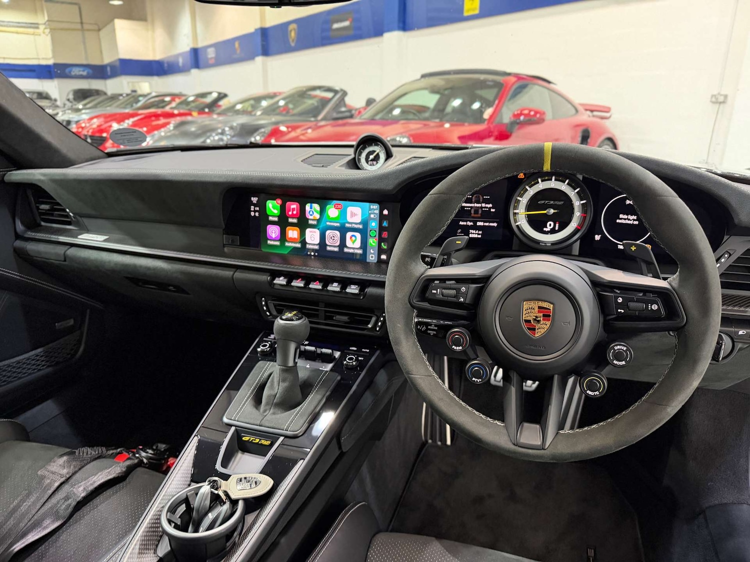 Used Porsche 911 2024 for sale - 76193415: Photo 2