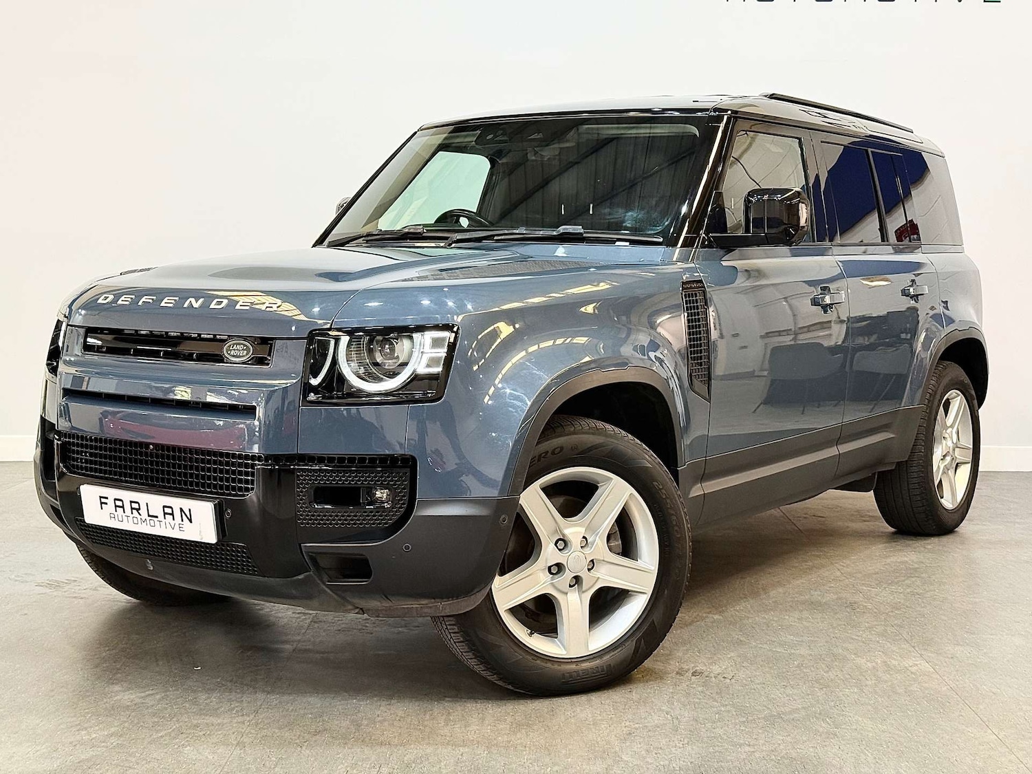 Used Land Rover Defender 2021 for sale - 76601919: Photo 13