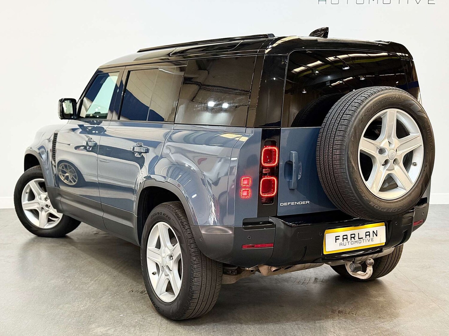 Used Land Rover Defender 2021 for sale - 76601919: Photo 22