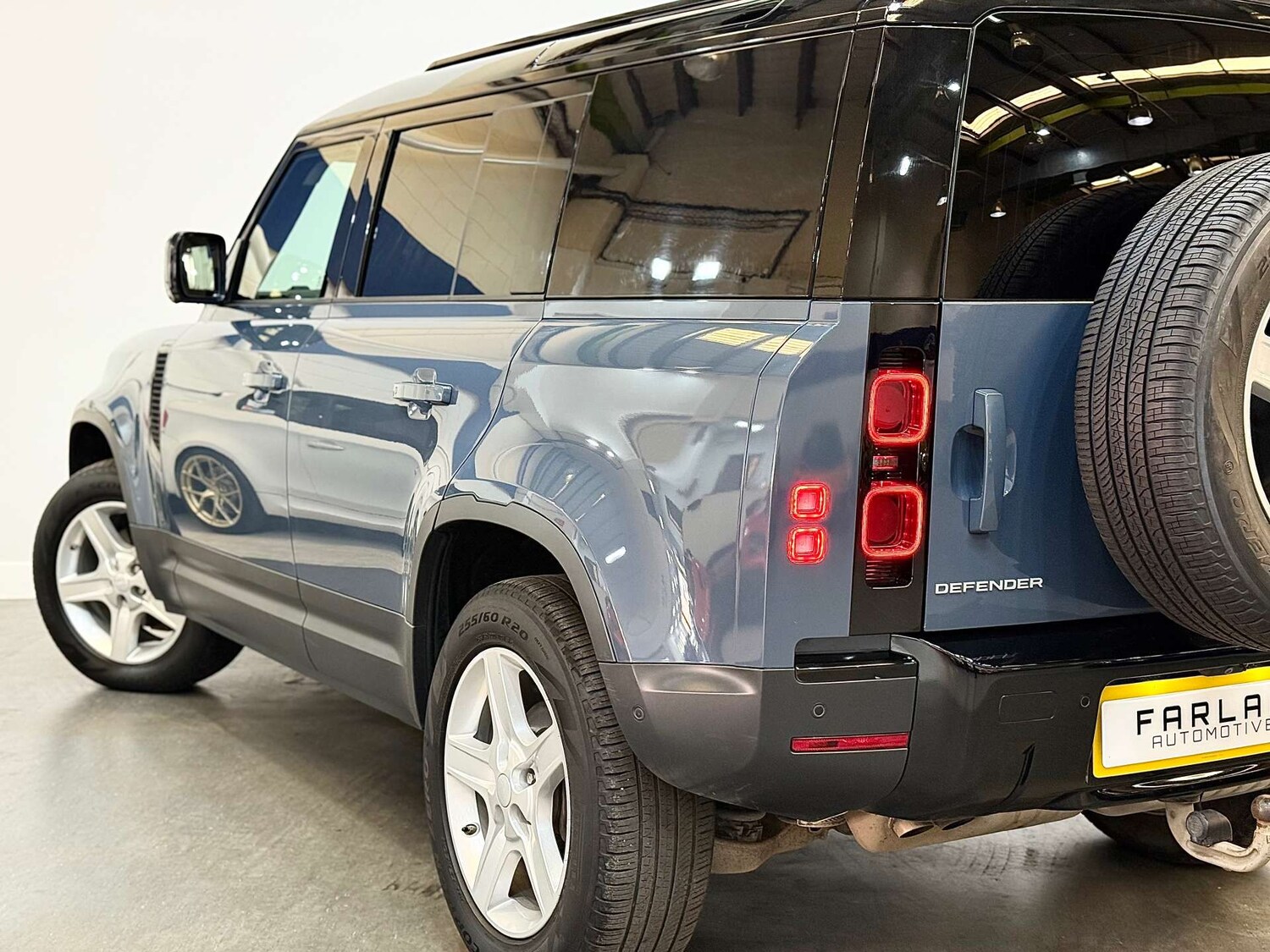 Used Land Rover Defender 2021 for sale - 76601919: Photo 24
