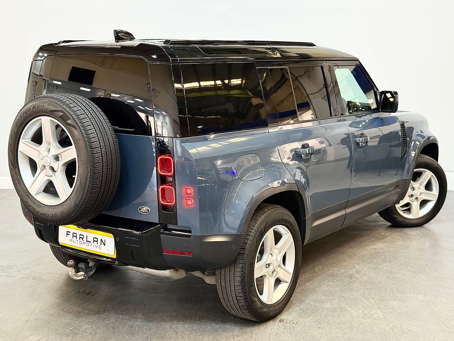 Used Land Rover Defender 2021 for sale - 76601919: Photo 29