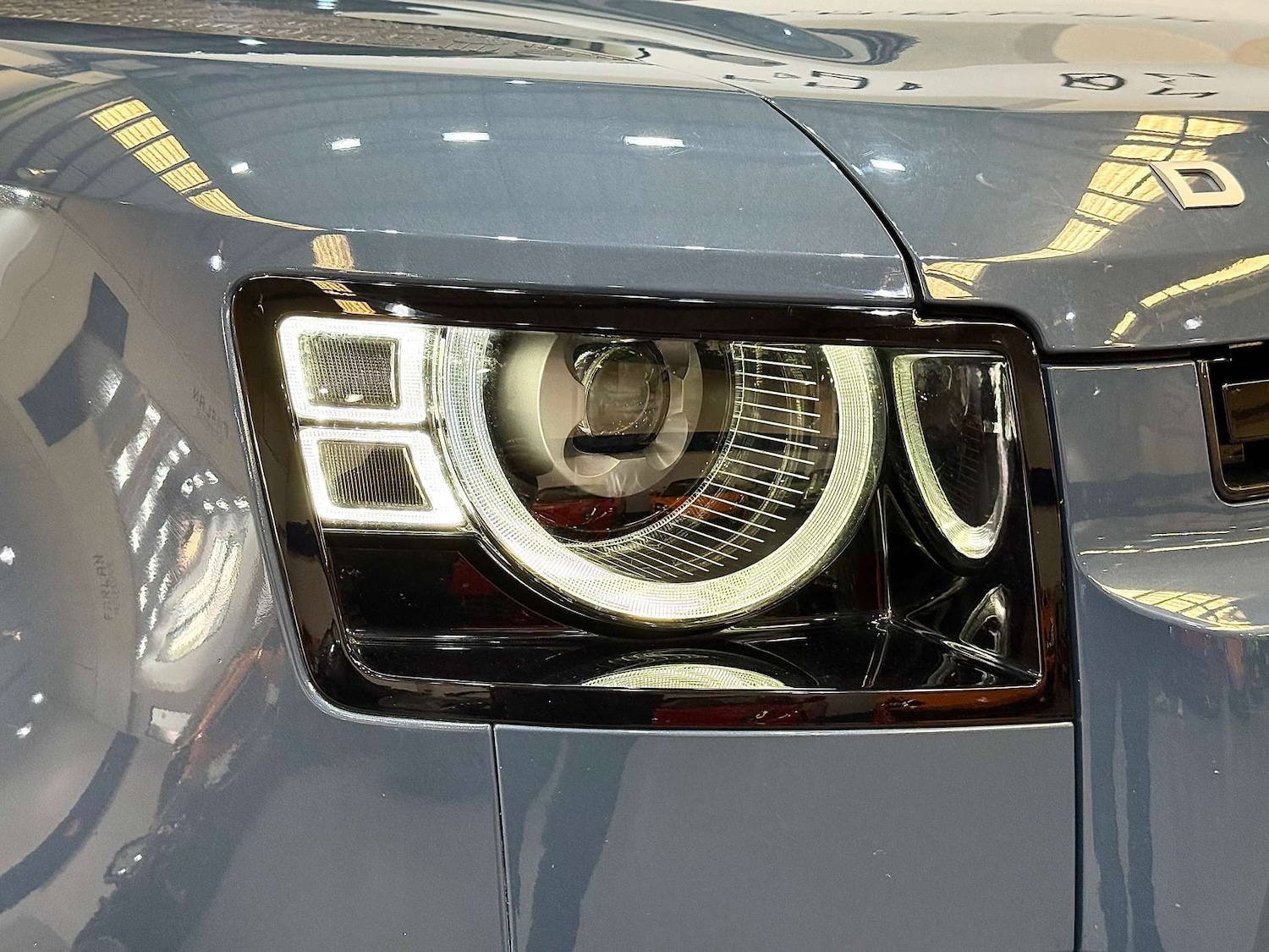 Used Land Rover Defender 2021 for sale - 76601919: Photo 42