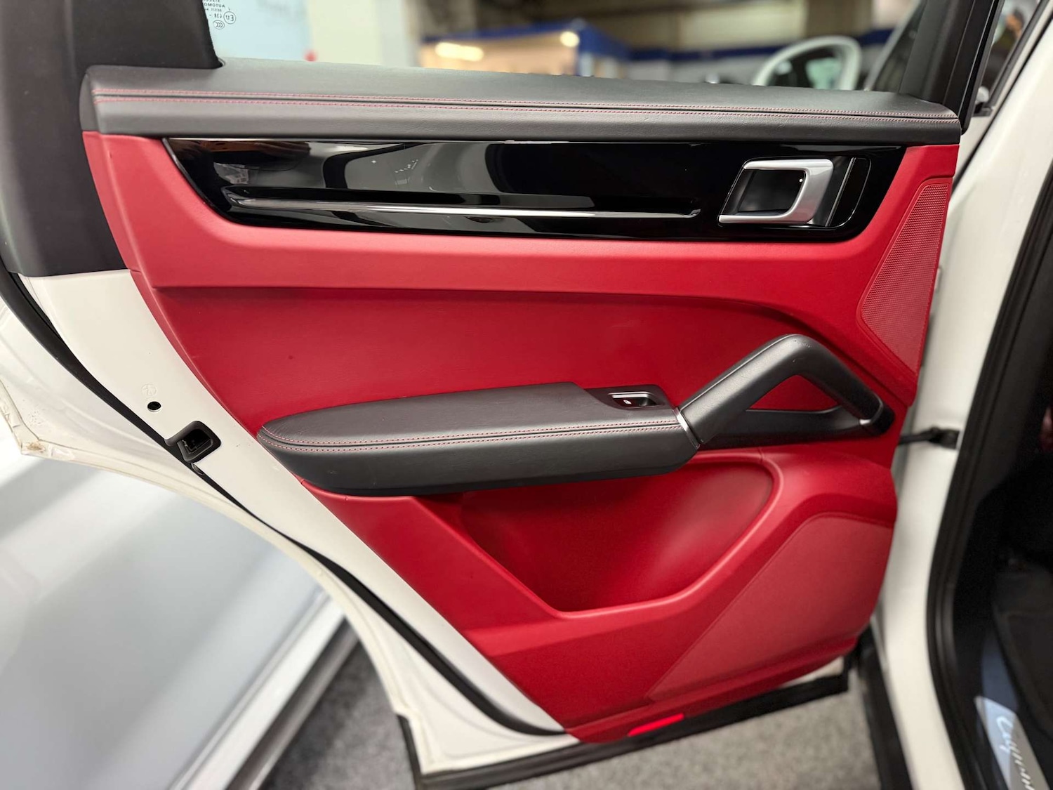 Used Porsche Cayenne 2020 for sale - 77136380: Photo 58