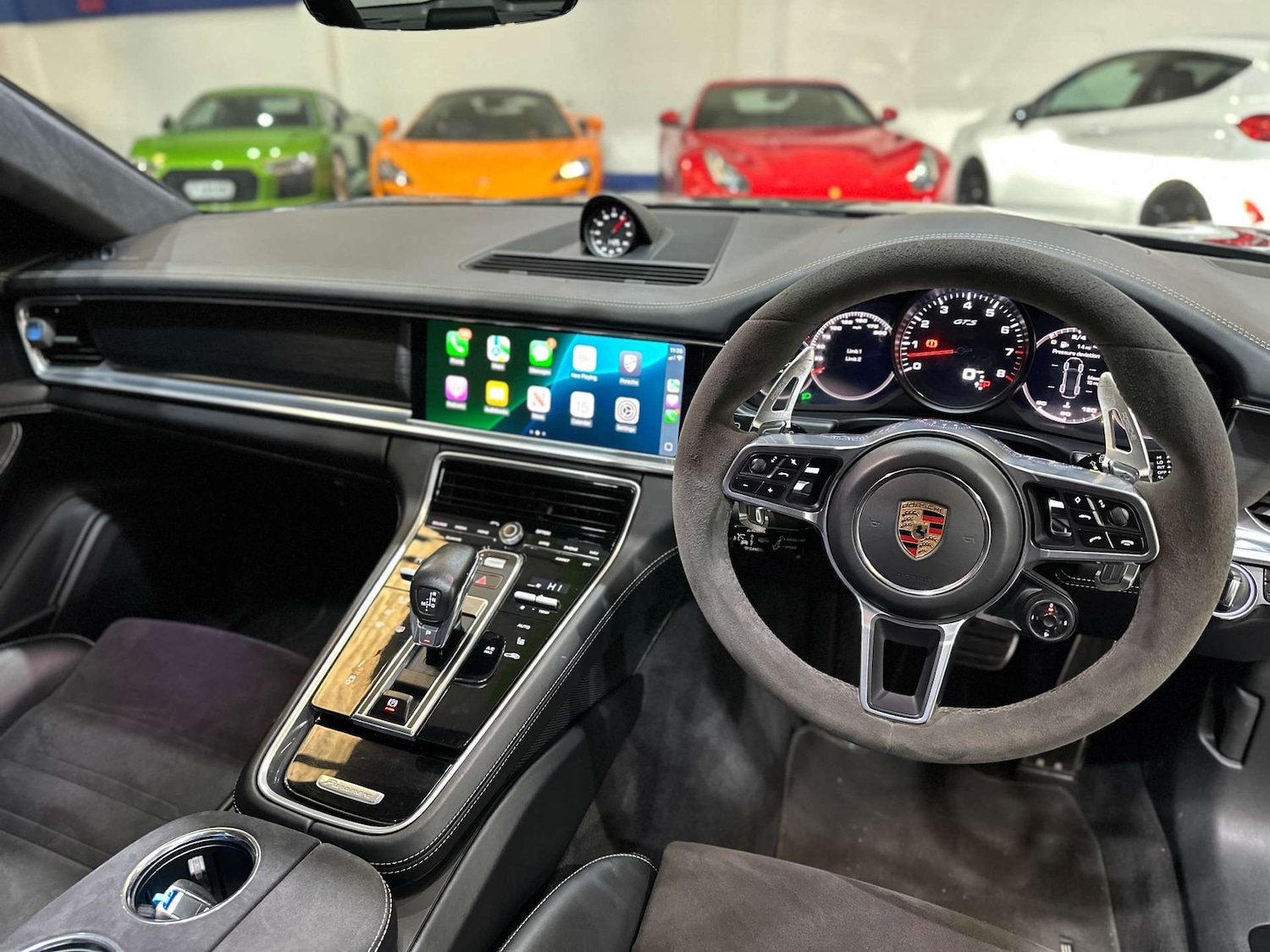 Used Porsche Panamera 2019 for sale - 77072221: Photo 2