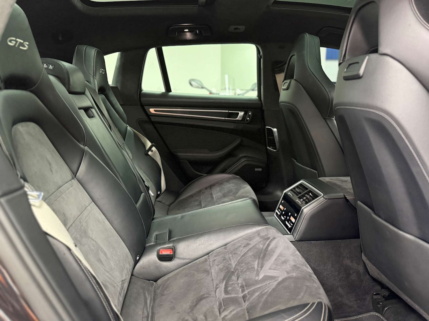 Used Porsche Panamera 2019 for sale - 77072221: Photo 41