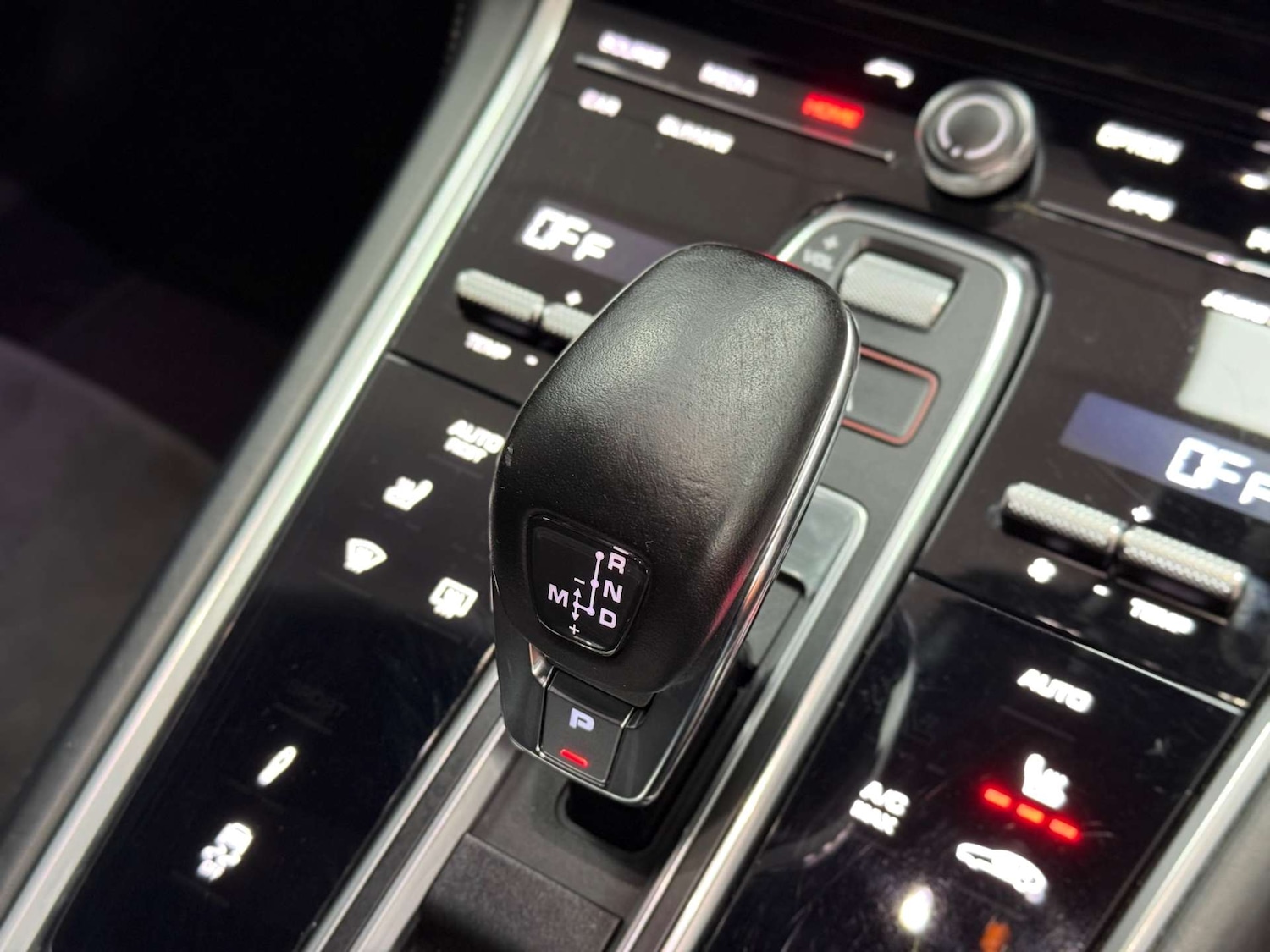 Used Porsche Panamera 2019 for sale - 77072221: Photo 65