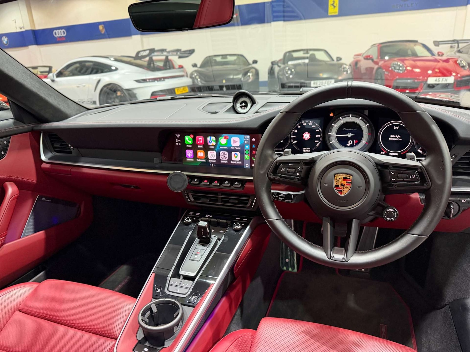 Used Porsche 911 2021 for sale - 76320833: Photo 2