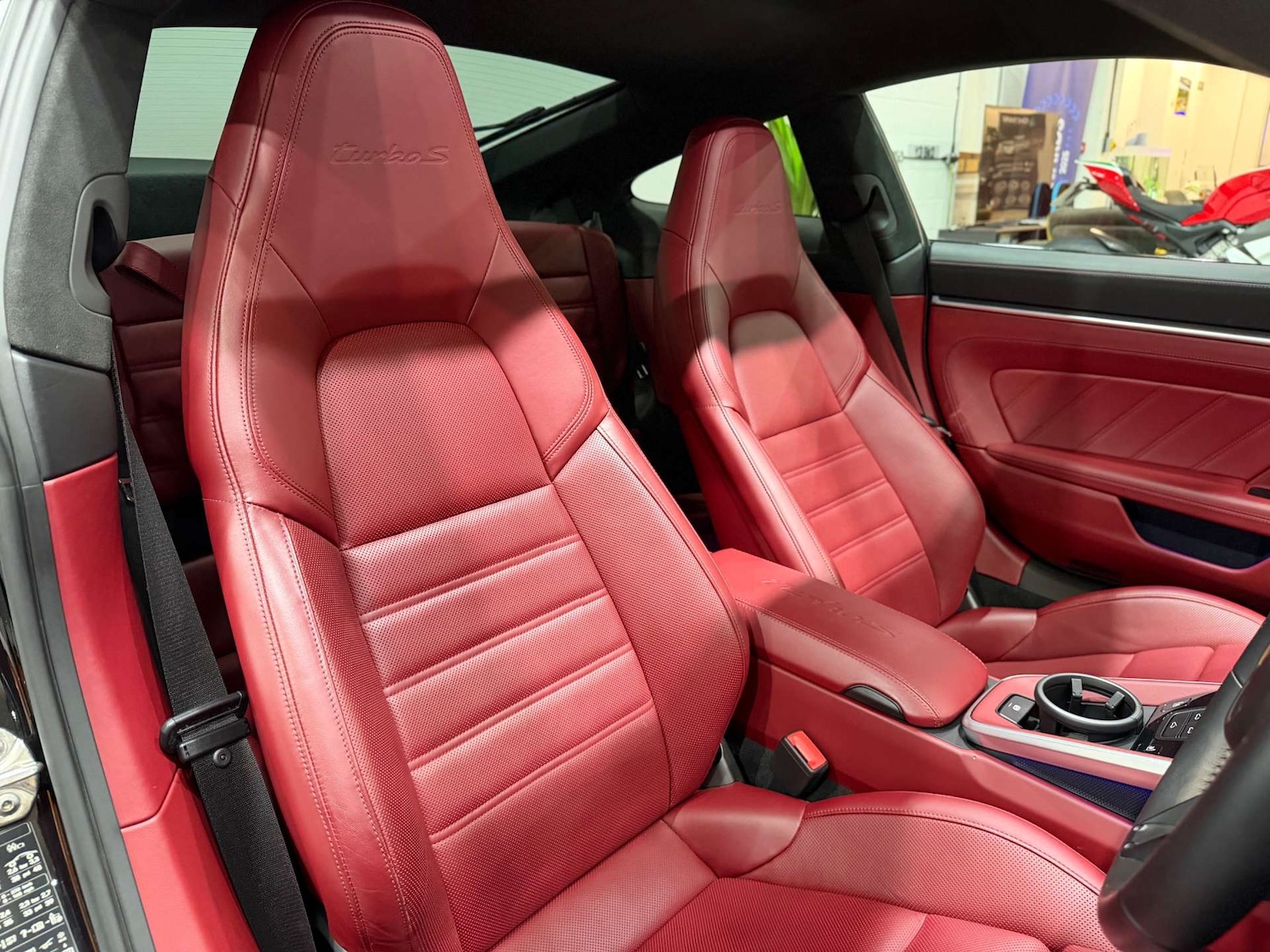 Used Porsche 911 2021 for sale - 76320833: Photo 6