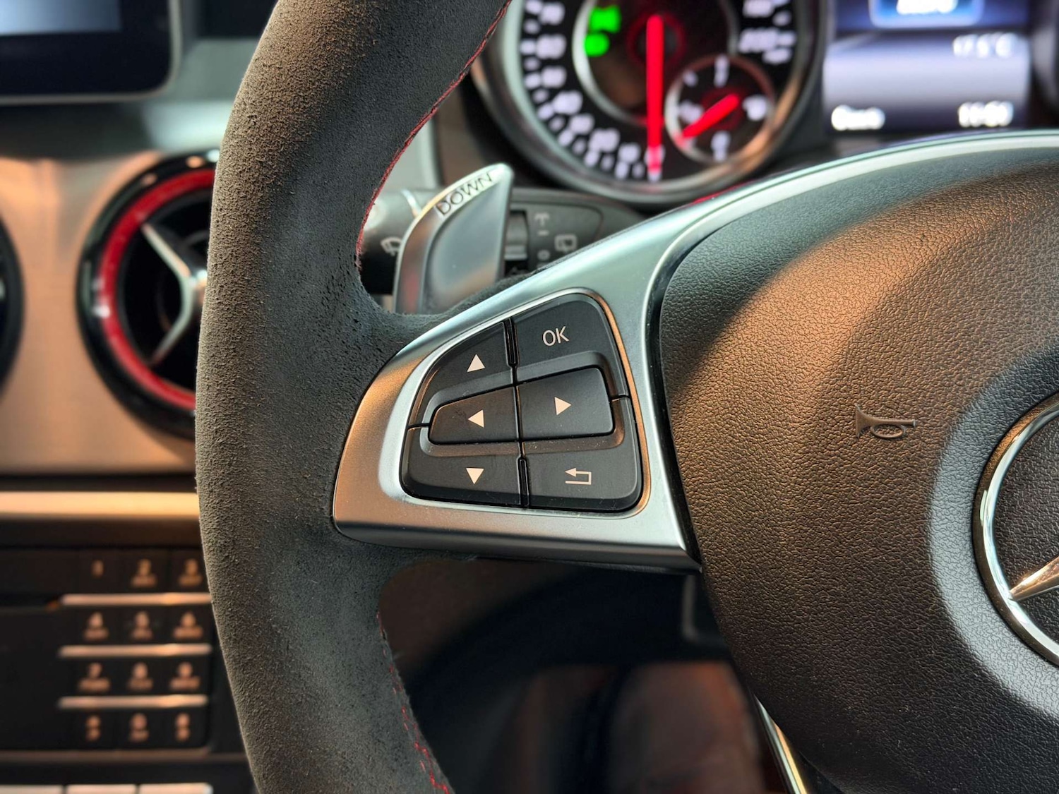 Used Mercedes-Benz CLA 2017 for sale - 76533552: Photo 34