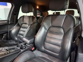 Used Porsche Macan 2019 for sale - 76651387: Photo