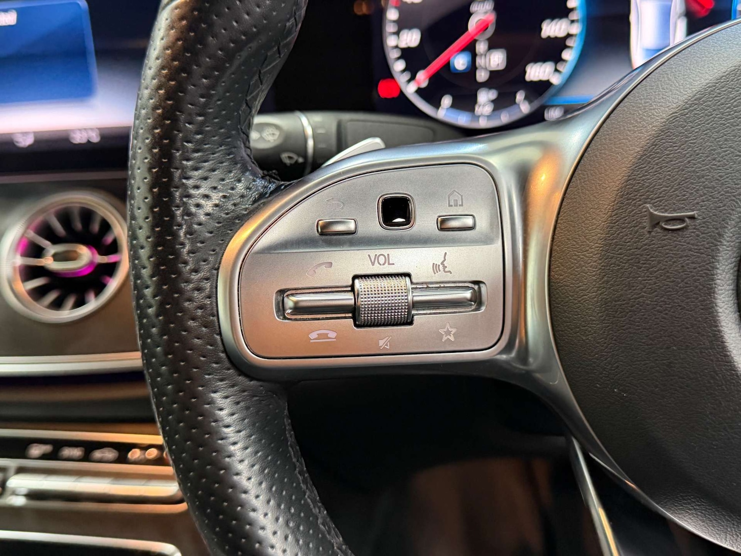 Used Mercedes-Benz E Class 2019 for sale - 76830228: Photo 27