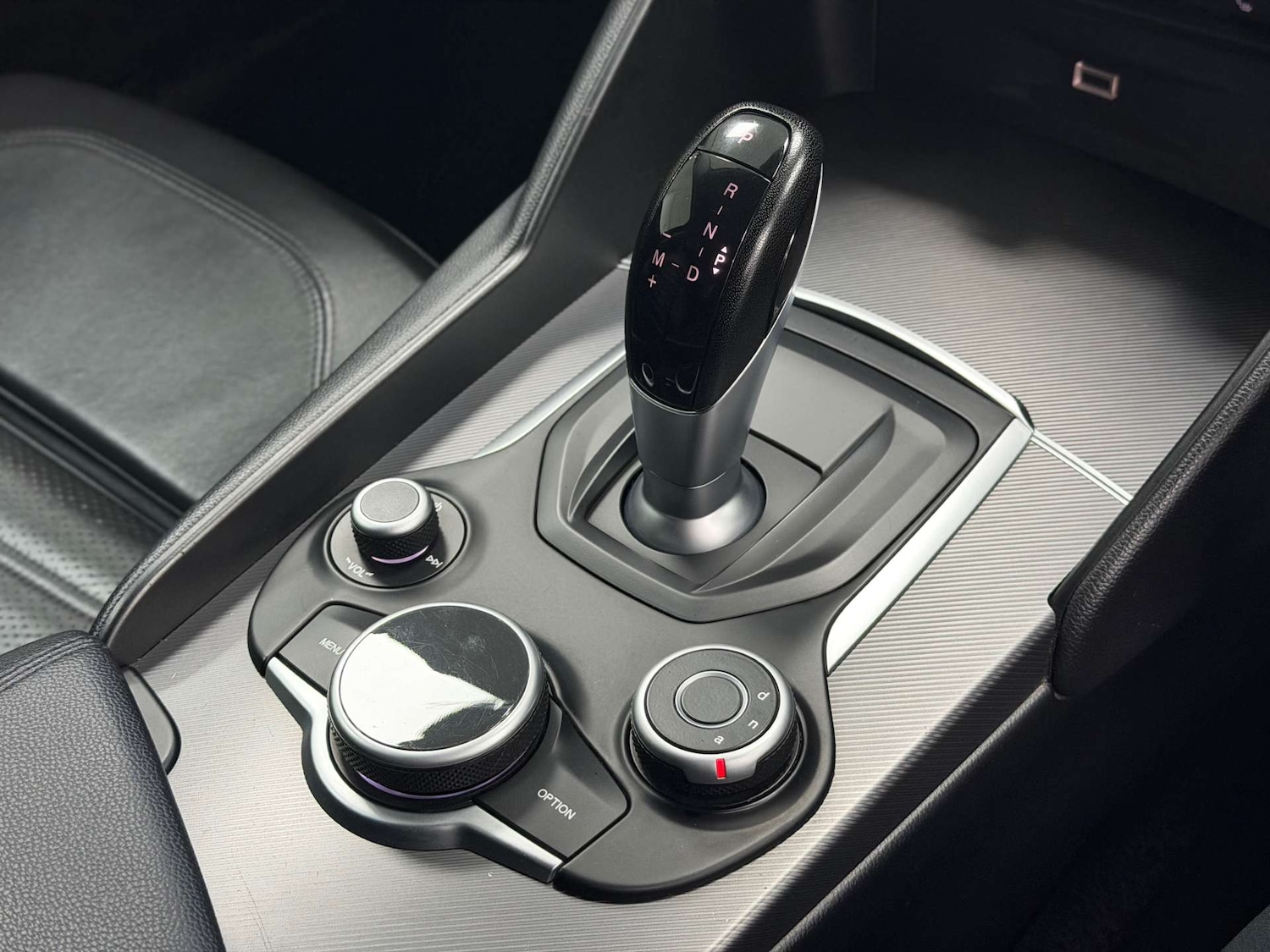 Used Alfa Romeo Giulia 2017 for sale - 76453799: Photo 40