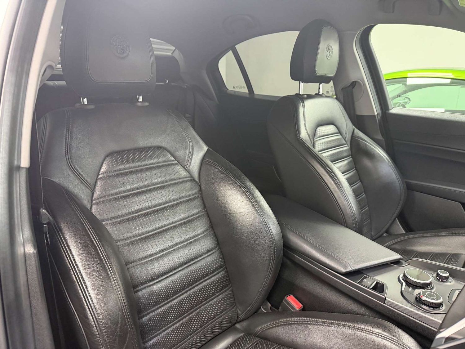 Used Alfa Romeo Giulia 2017 for sale - 76453799: Photo 6