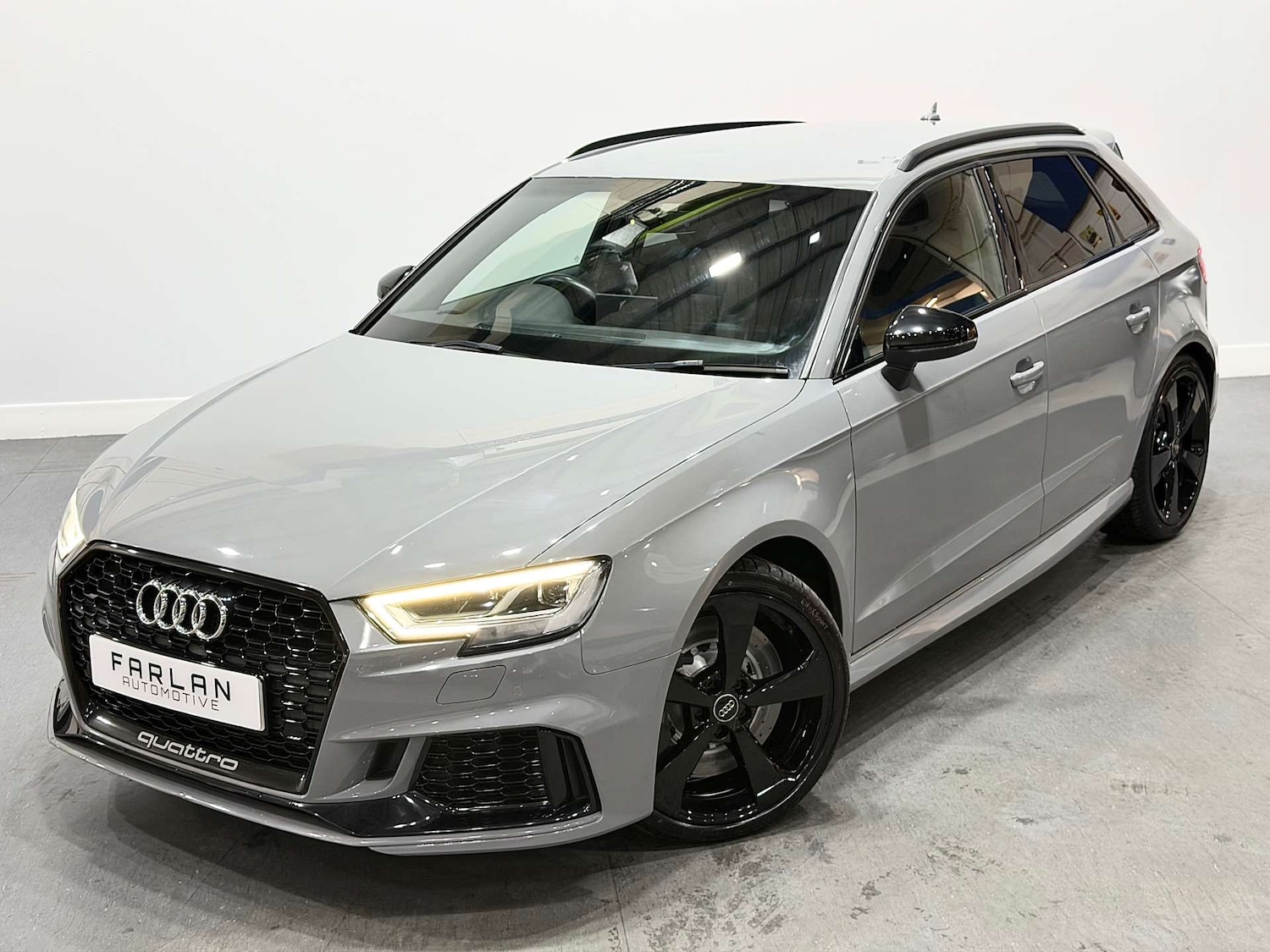 Used Audi RS3 2017 for sale - 76698005: Photo 15