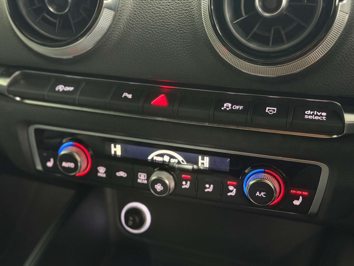 Used Audi RS3 2017 for sale - 76698005: Photo 53