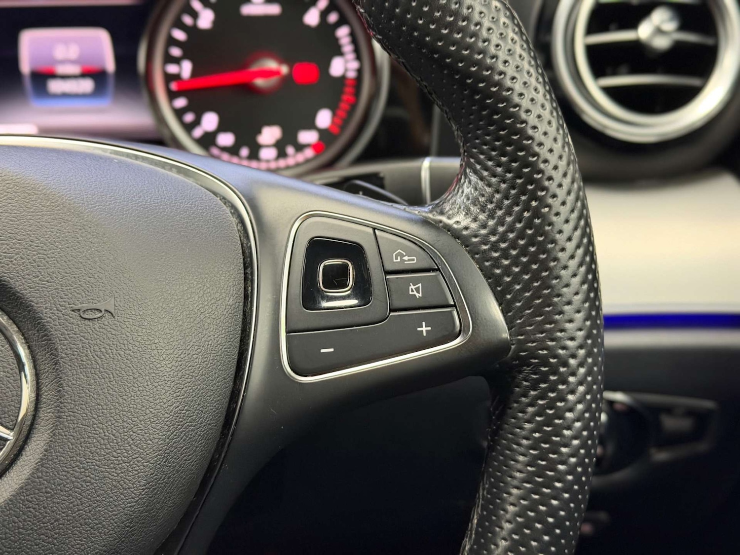 Used Mercedes-Benz E Class 2018 for sale - 77080922: Photo 29