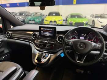 Used Mercedes-Benz V-Class 2016 for sale - 74703513: Photo