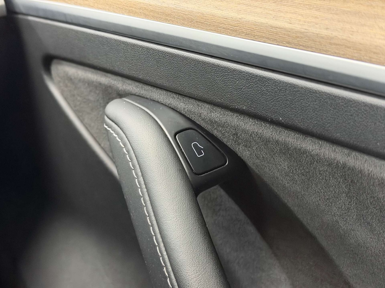 Used Tesla Model 3 2021 for sale - 76449803: Photo 59