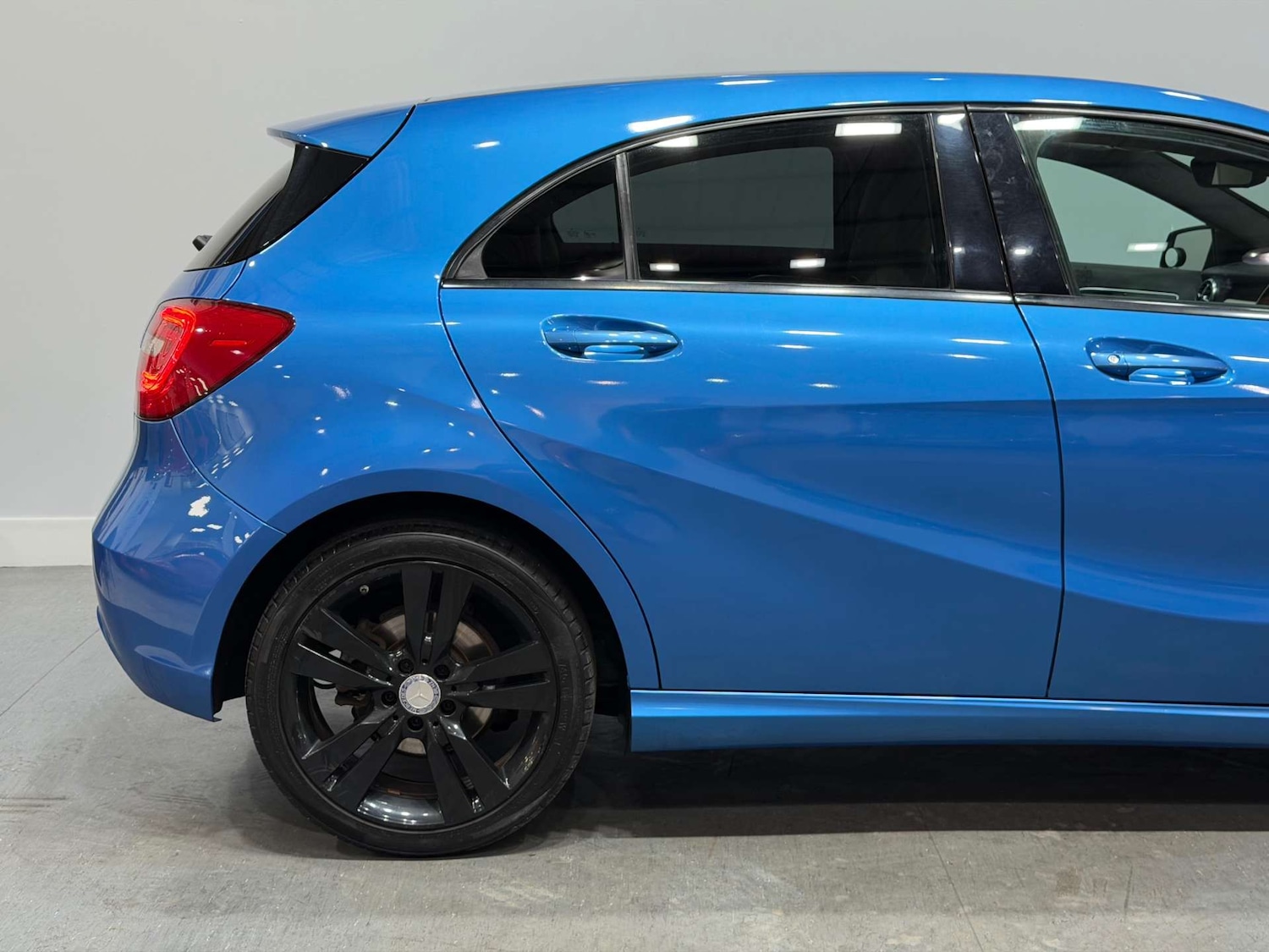 Used Mercedes-Benz A-Class 2015 for sale - 77184853: Photo 17