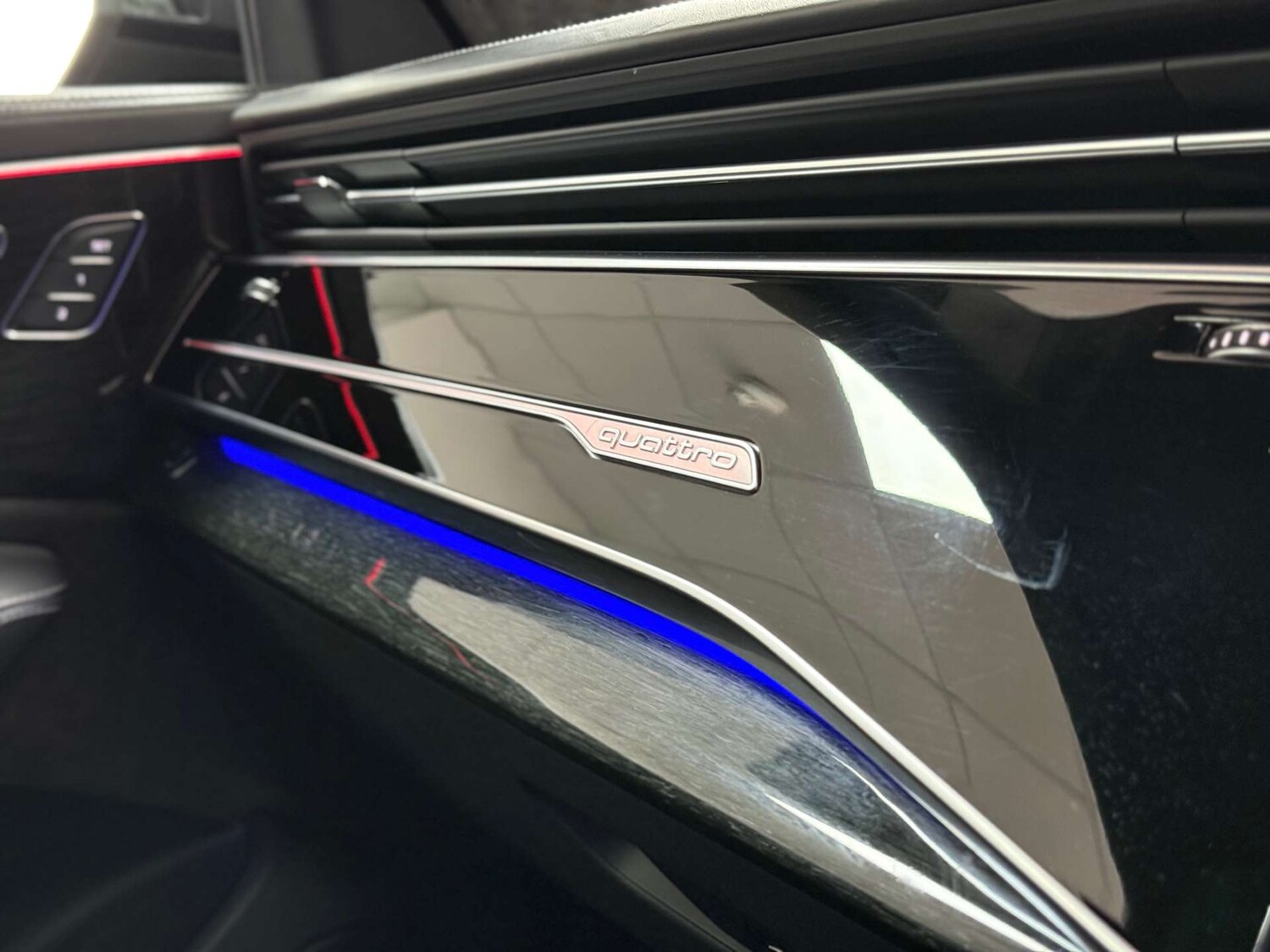 Used Audi Q8 2020 for sale - 76601934: Photo 63