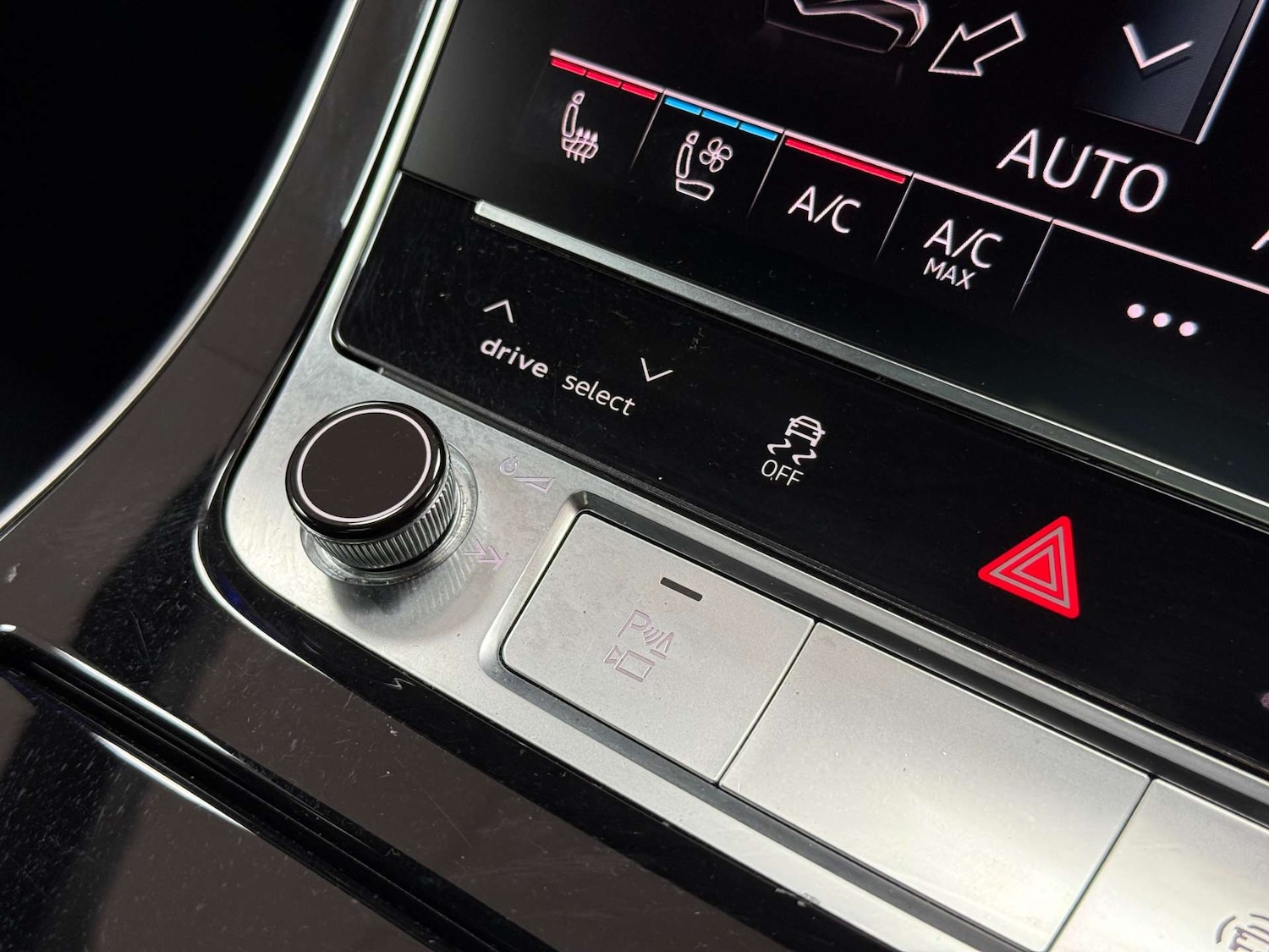 Used Audi Q8 2020 for sale - 76601934: Photo 67