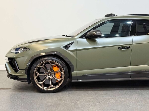 Used Lamborghini Urus 2023 for sale - 75634075: Photo 18
