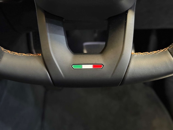 Used Lamborghini Urus 2023 for sale - 75634075: Photo 43