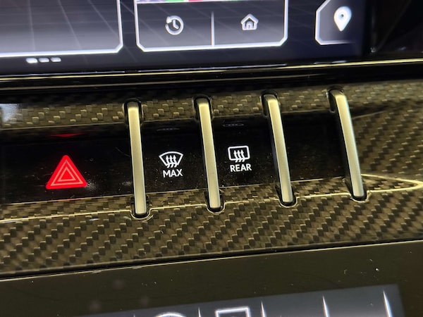 Used Lamborghini Urus 2023 for sale - 75634075: Photo 52