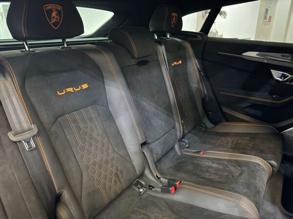 Used Lamborghini Urus 2023 for sale - 75634075: Photo 78