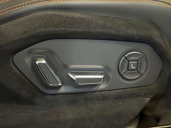 Used Lamborghini Urus 2023 for sale - 75634075: Photo 79