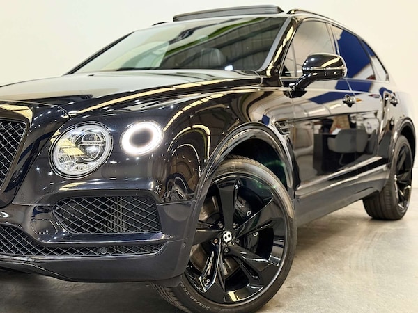 Used Bentley Bentayga 2017 for sale - 75634131: Photo 14