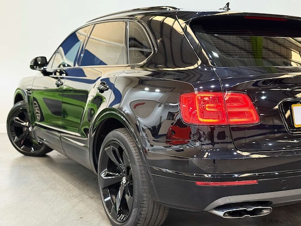 Used Bentley Bentayga 2017 for sale - 75634131: Photo 22