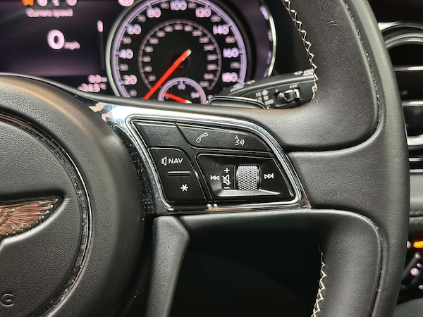 Used Bentley Bentayga 2017 for sale - 75634131: Photo 35