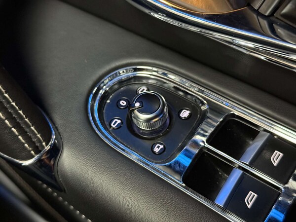 Used Bentley Bentayga 2017 for sale - 75634131: Photo 46