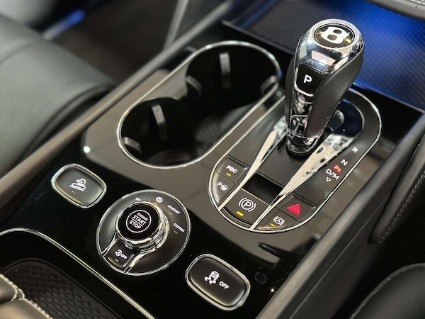 Used Bentley Bentayga 2017 for sale - 75634131: Photo 66