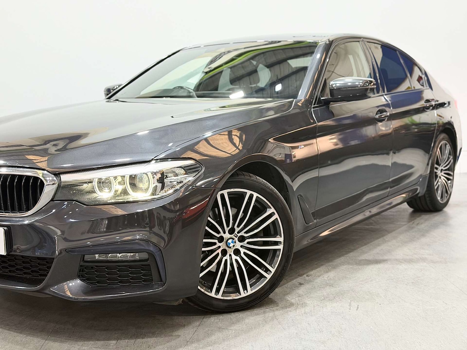 Used BMW 5 Series 2019 for sale - 76614743: Photo 13
