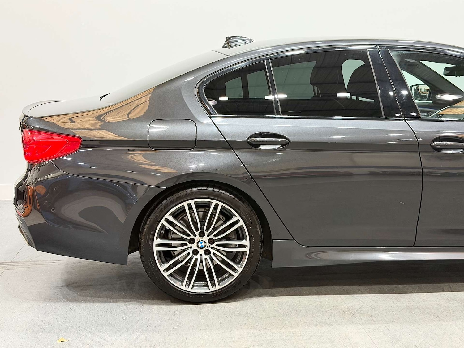 Used BMW 5 Series 2019 for sale - 76614743: Photo 17