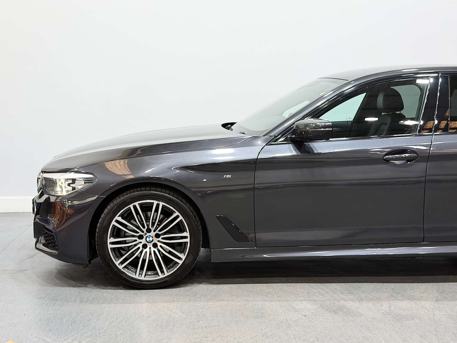 Used BMW 5 Series 2019 for sale - 76614743: Photo 20