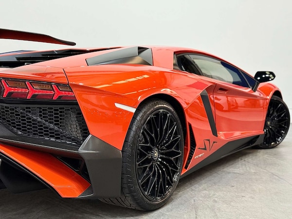 Used Lamborghini Aventador 2017 for sale - 75634074: Photo 31