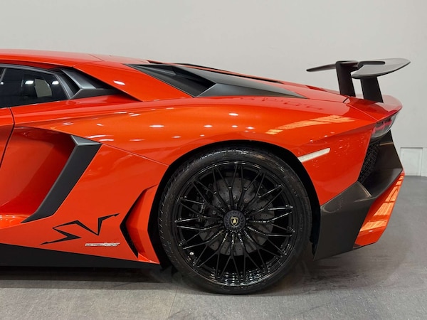 Used Lamborghini Aventador 2017 for sale - 75634074: Photo 40