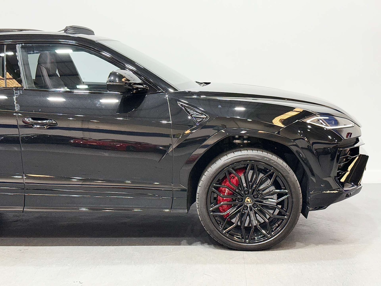 Used Lamborghini Urus 2025 for sale - 76056618: Photo 17