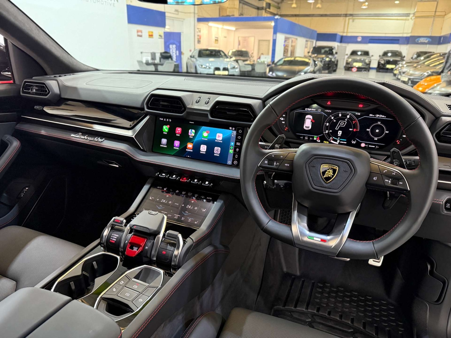 Used Lamborghini Urus 2025 for sale - 76056618: Photo 2