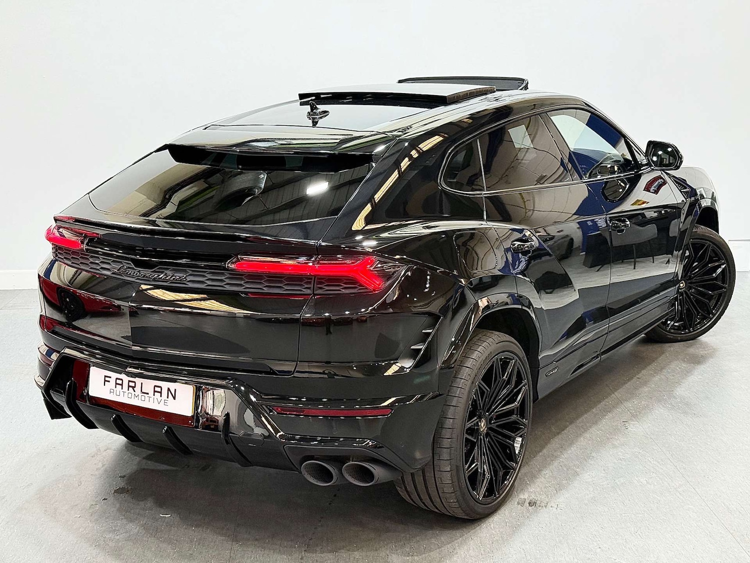 Used Lamborghini Urus 2025 for sale - 76056618: Photo 23