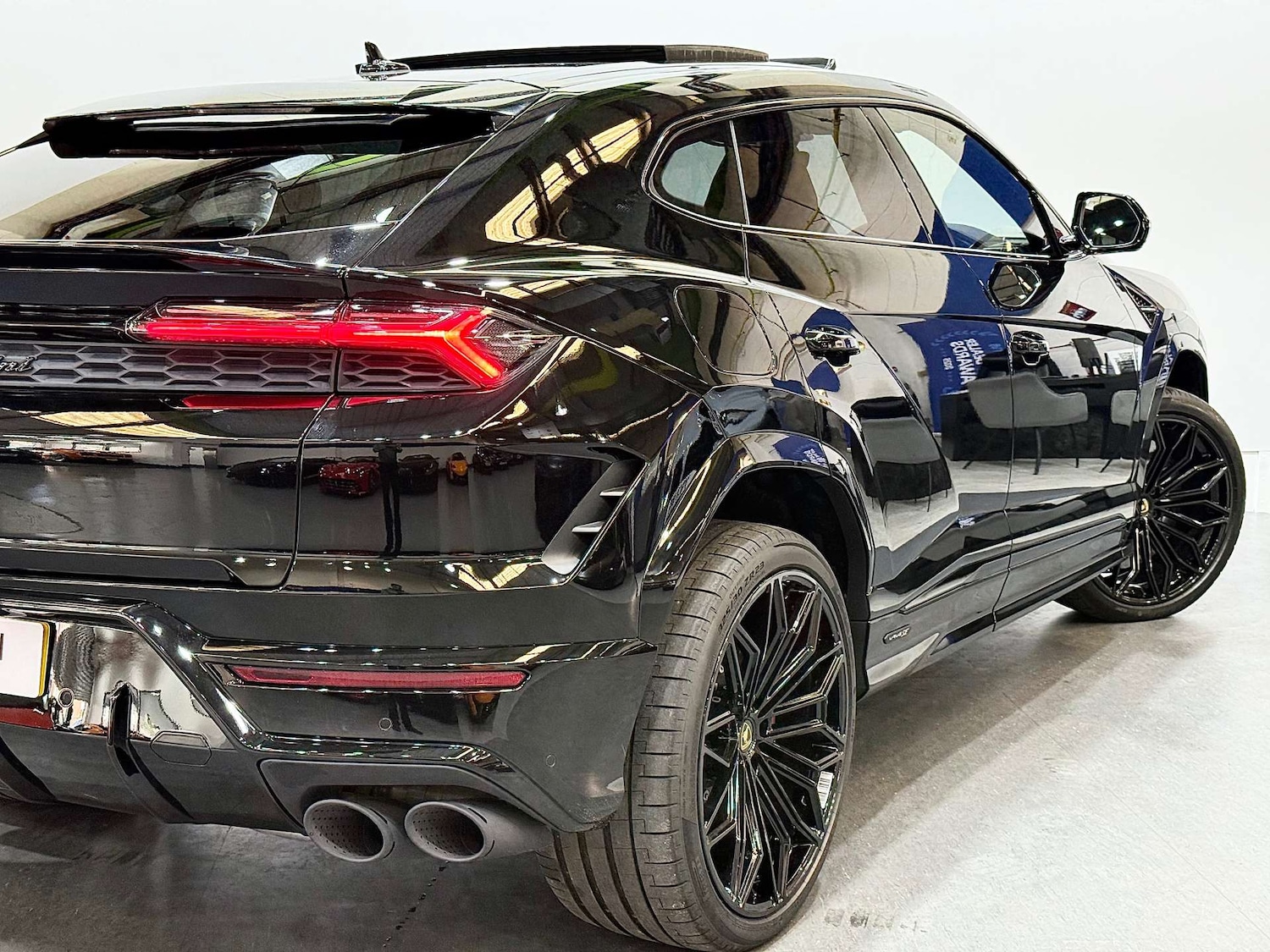 Used Lamborghini Urus 2025 for sale - 76056618: Photo 24